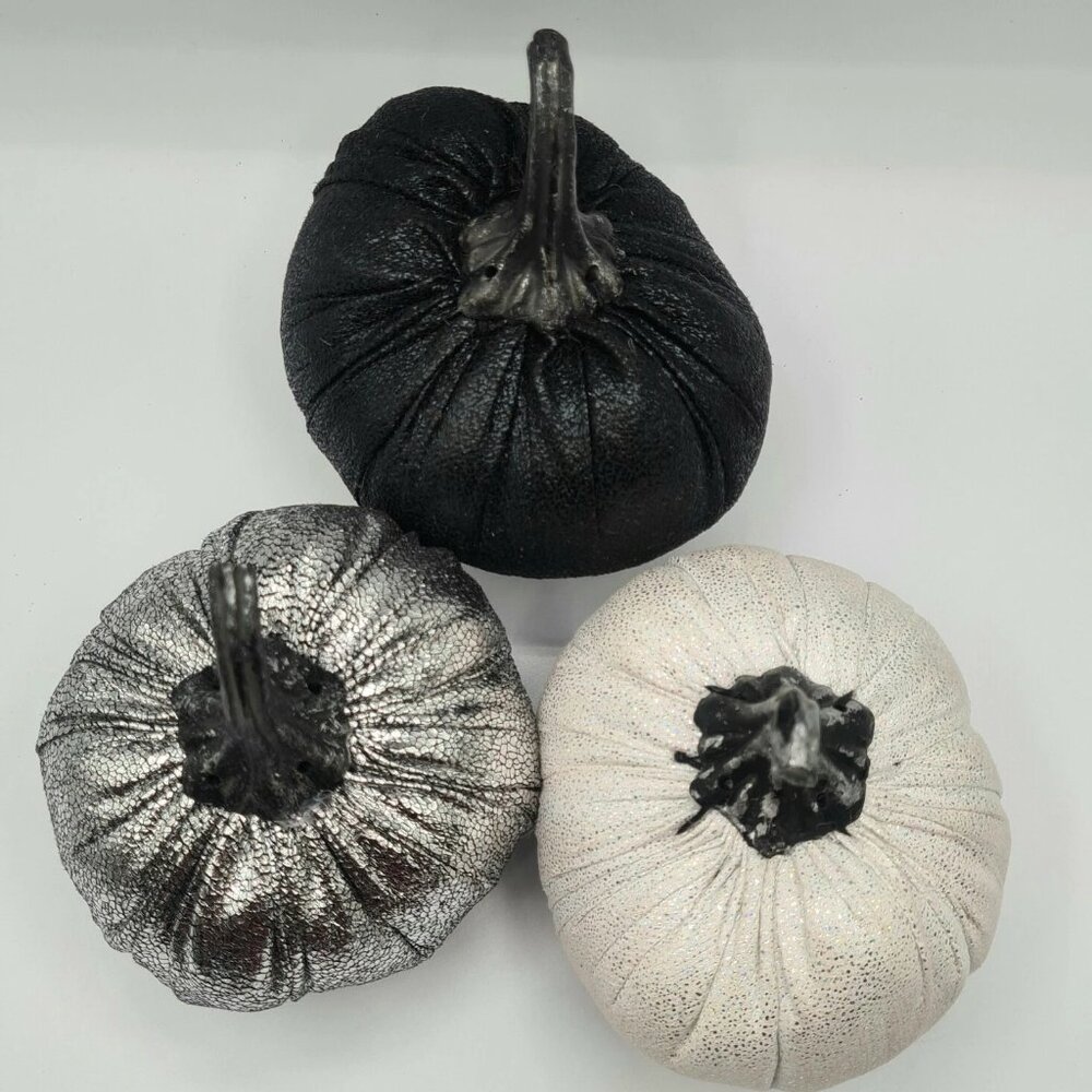Halloween Black White Silver Pumpkin Set 3 Metallic Fabric Plush Fall Decor 4.5"